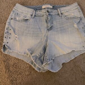 Good used condition torrid size 14 shorts